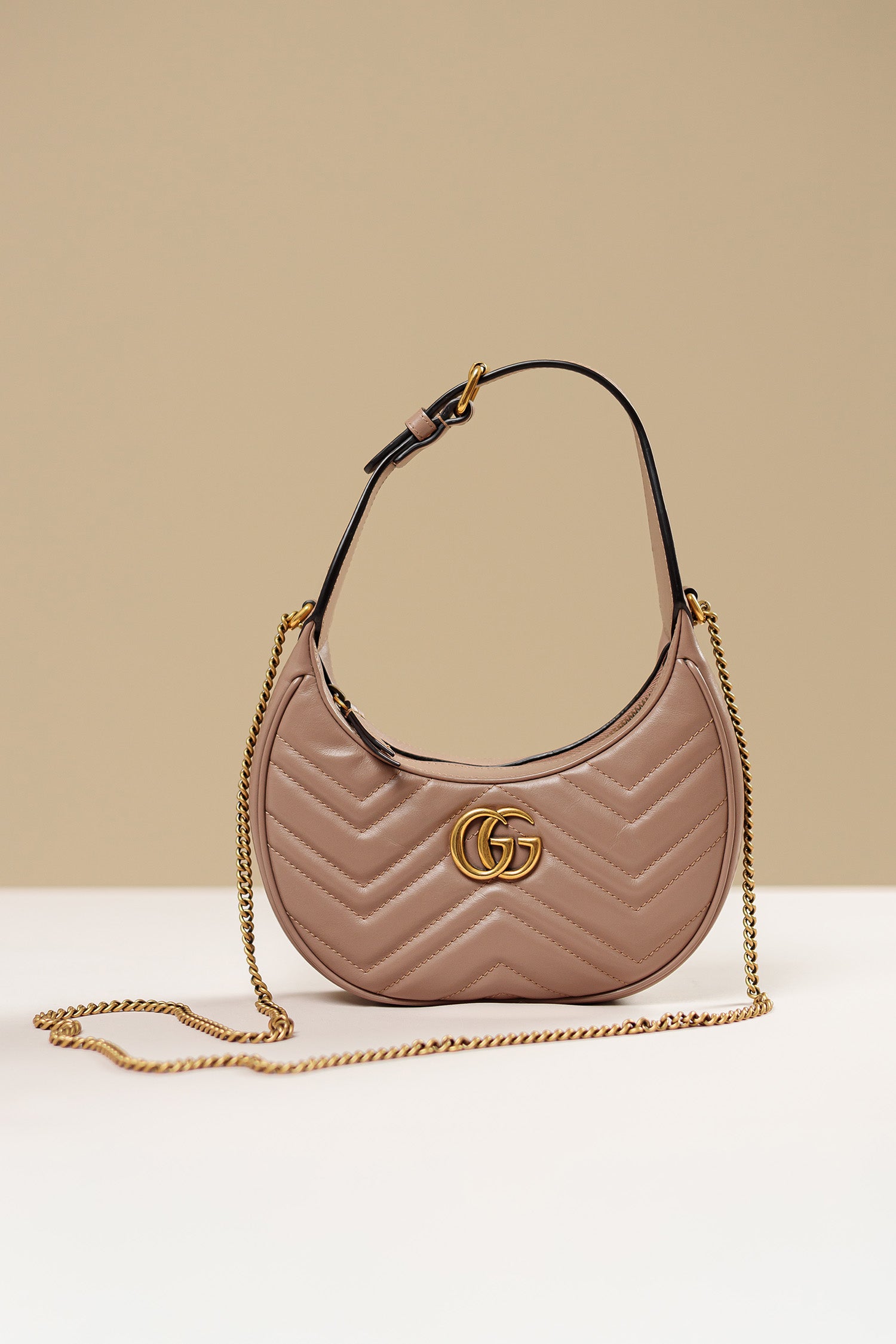 GG Marmont Mini Half-Moon
