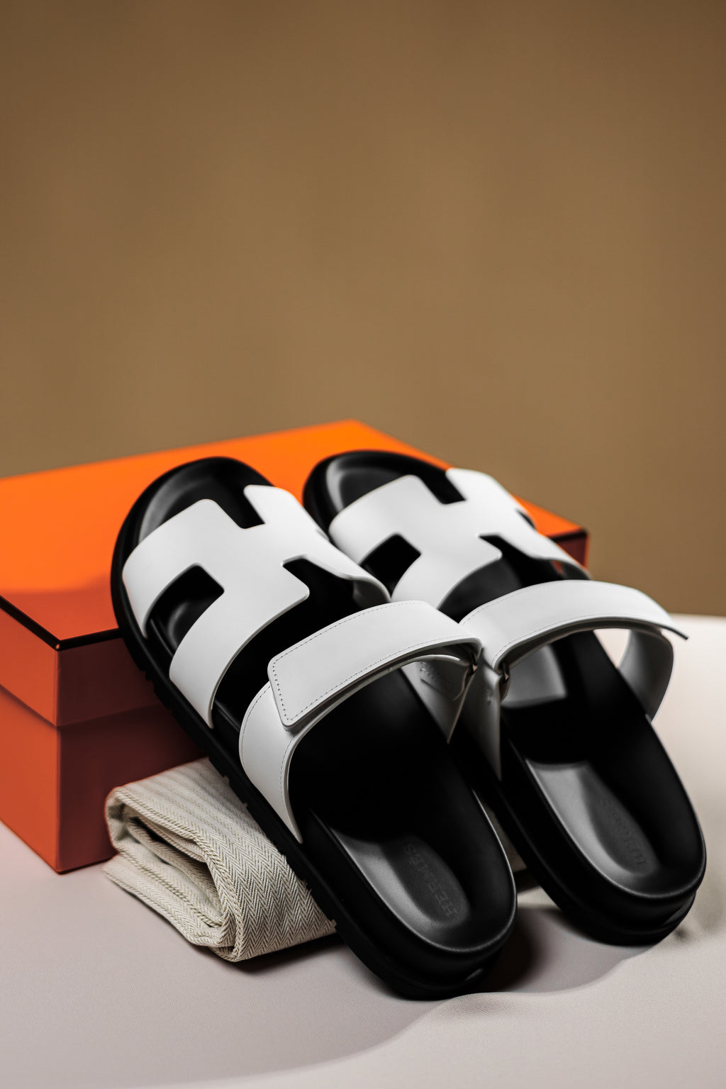 Hermès Chypre sandals, EU 40