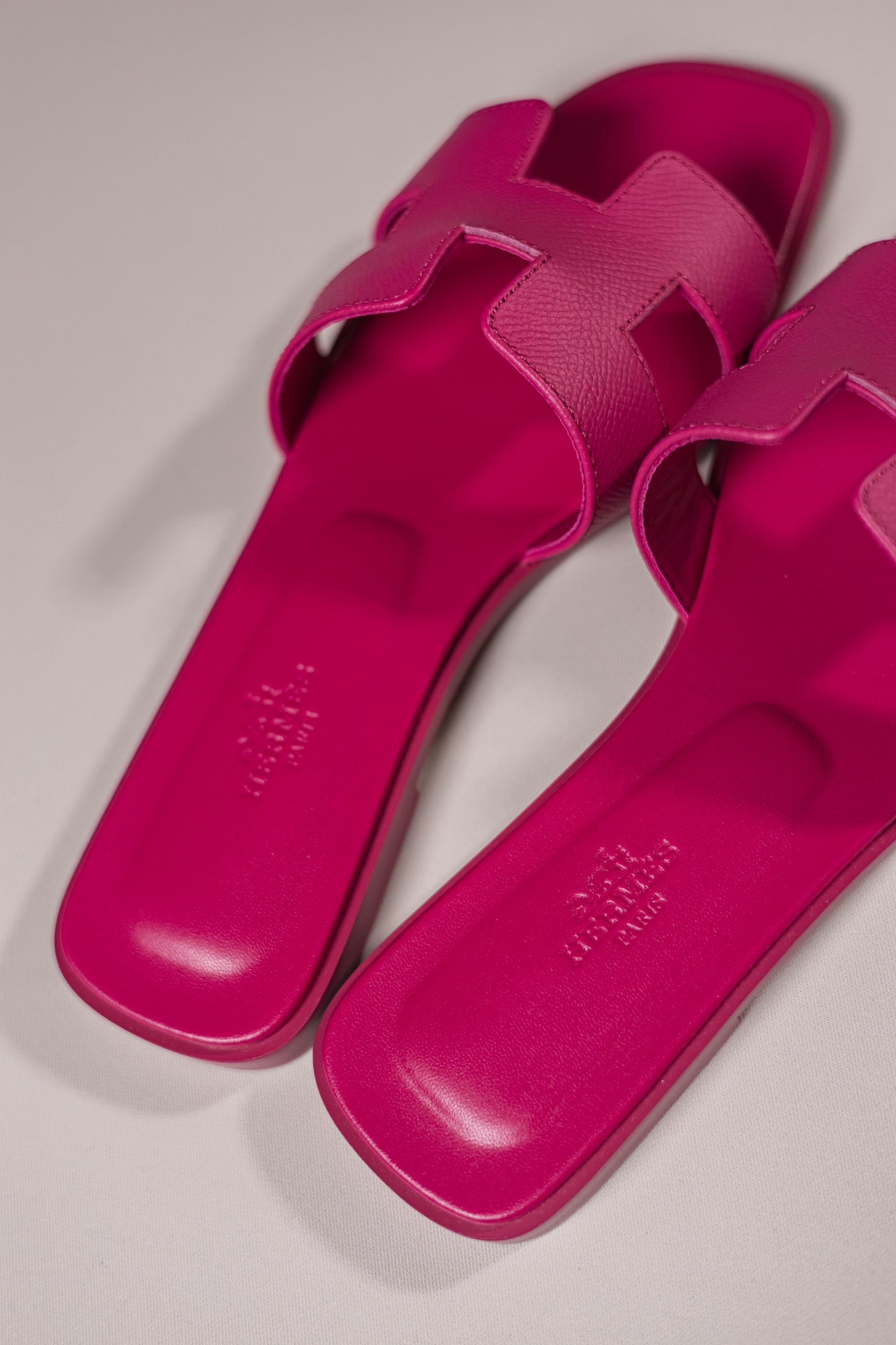 Hermès Oran Sandals Rose Bougainvillier