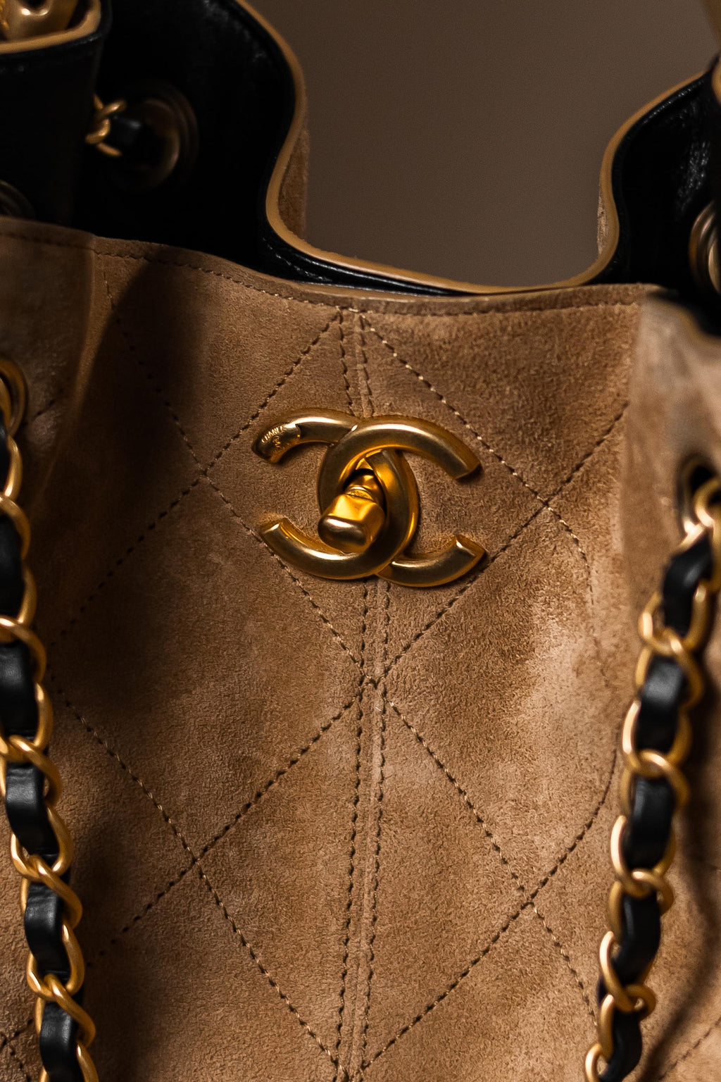 Chanel Métiers d’Art Quilted Suede & Leather Shoulder Bag