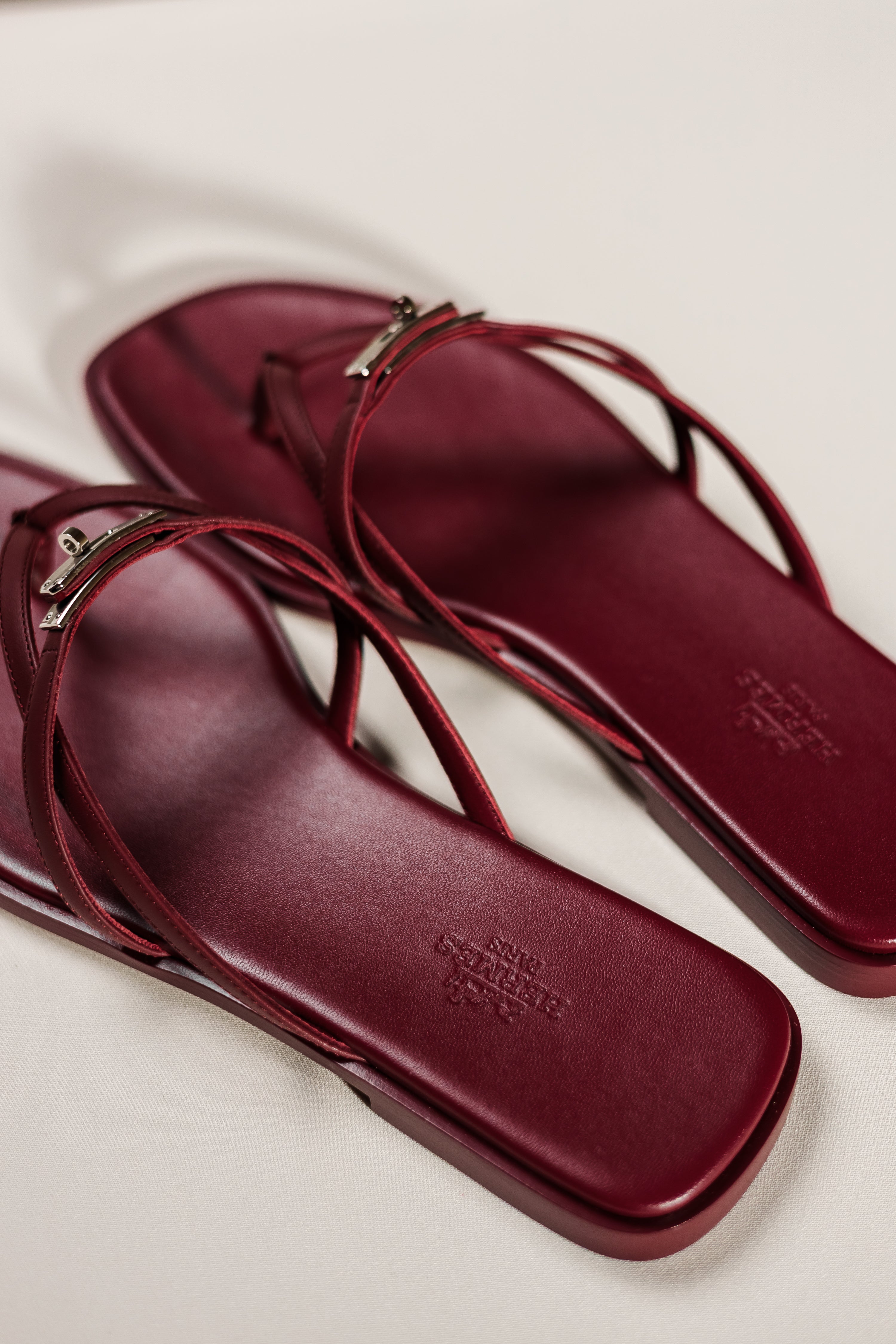 Hermes Kelly Lock Sandals, EU 40