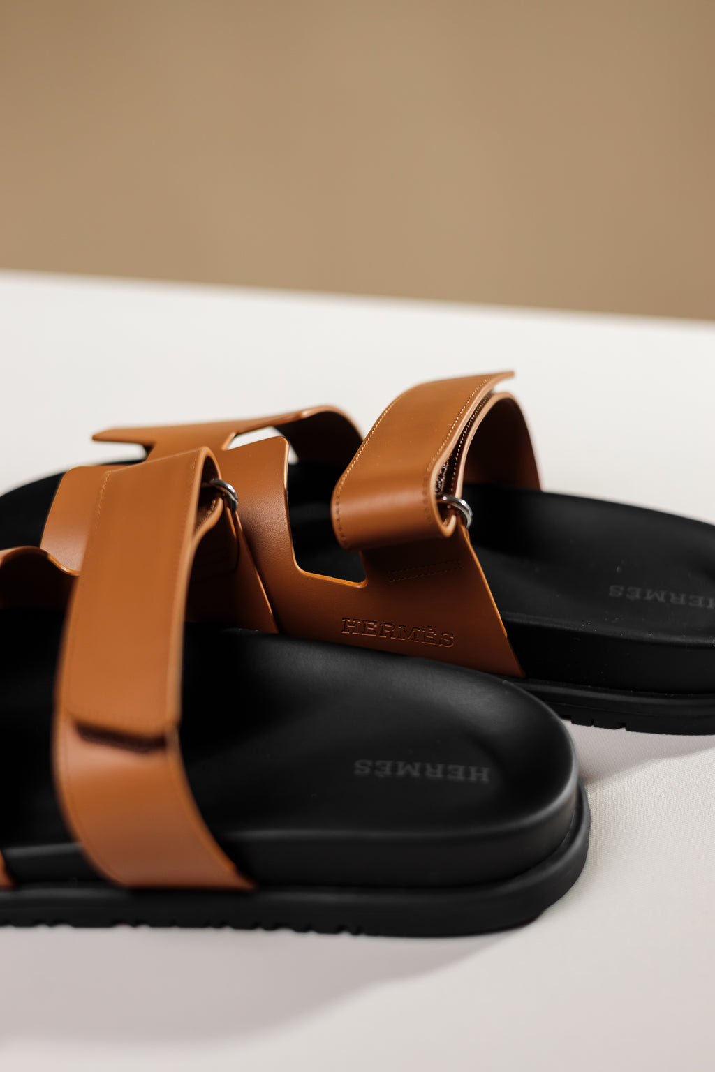 Hermès Chypre sandals, EU 39