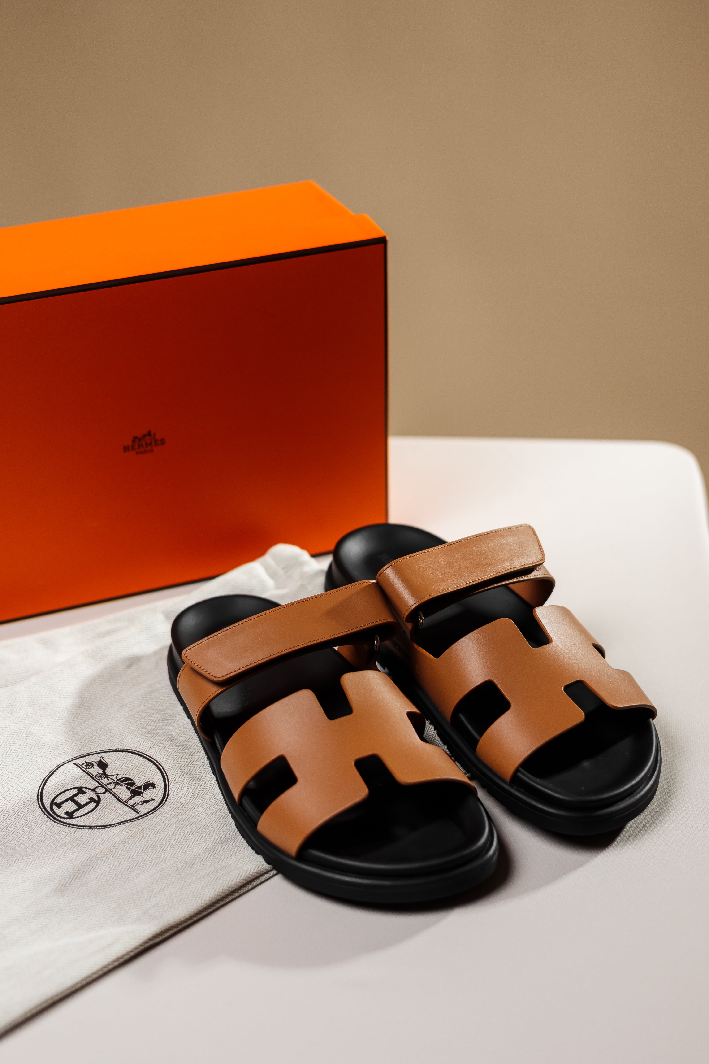 Hermès Chypre sandals, EU 39
