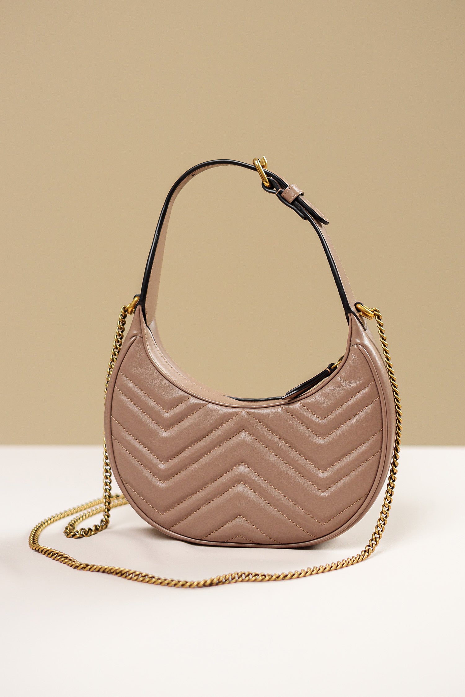 GG Marmont Mini Half-Moon
