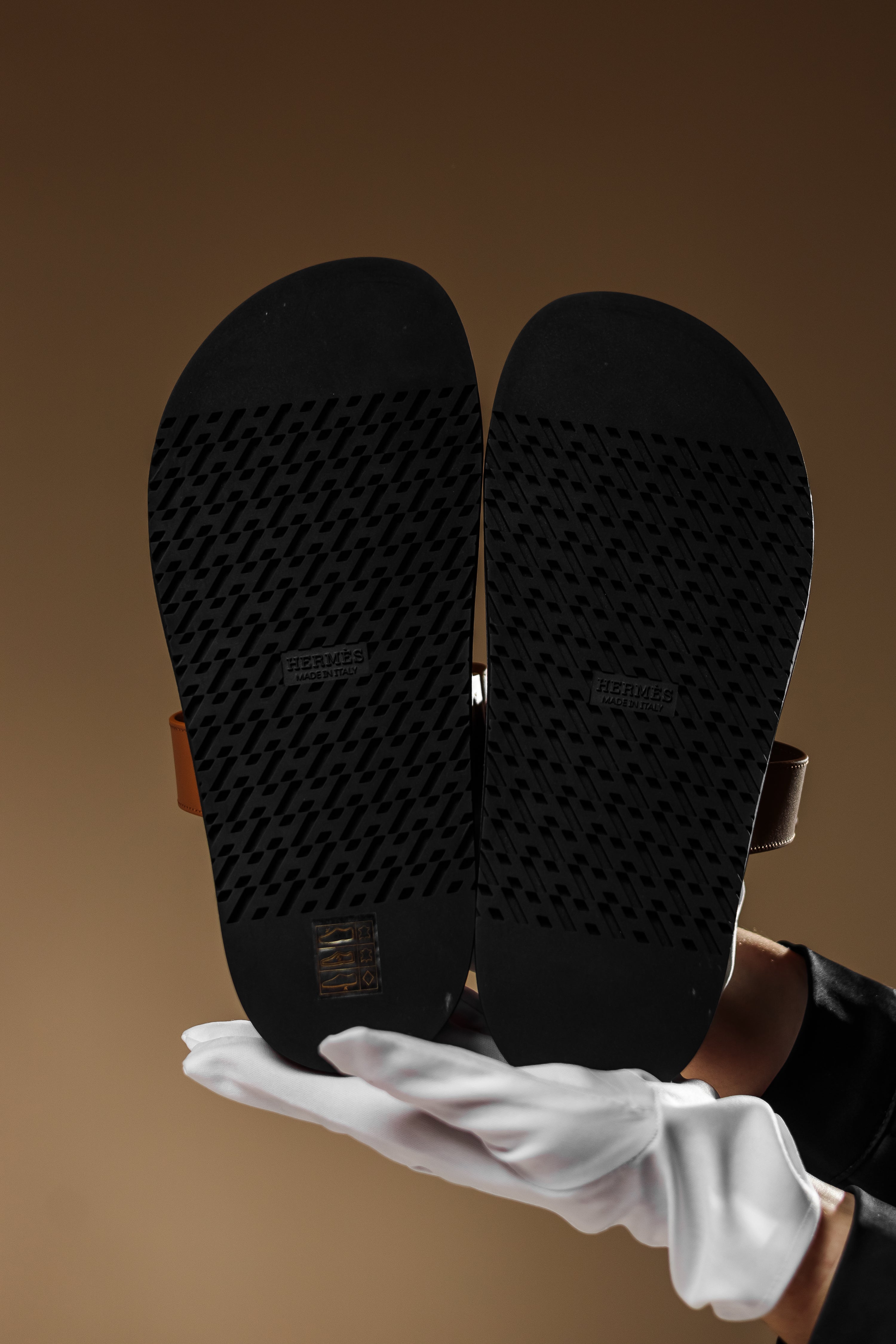 Hermès Chypre sandals, EU 39