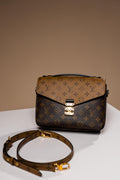 Louis Vuitton Pochette Métis