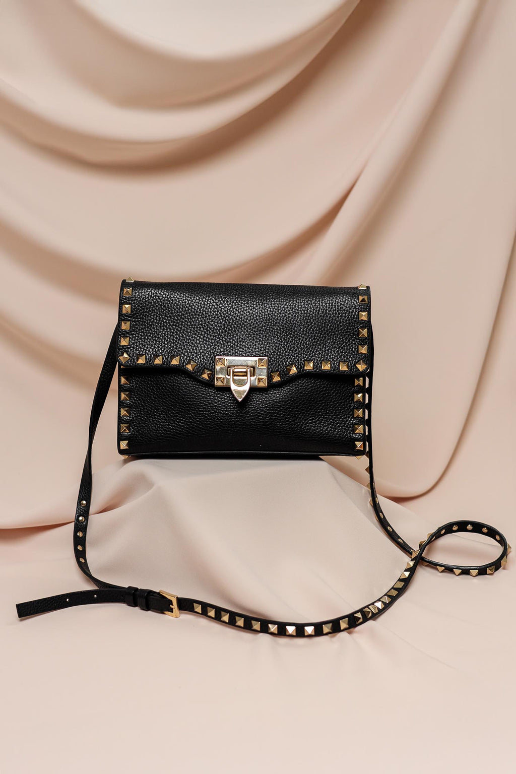 Valentino Garavani Rockstud Grainy Calfskin Crossbody Bag