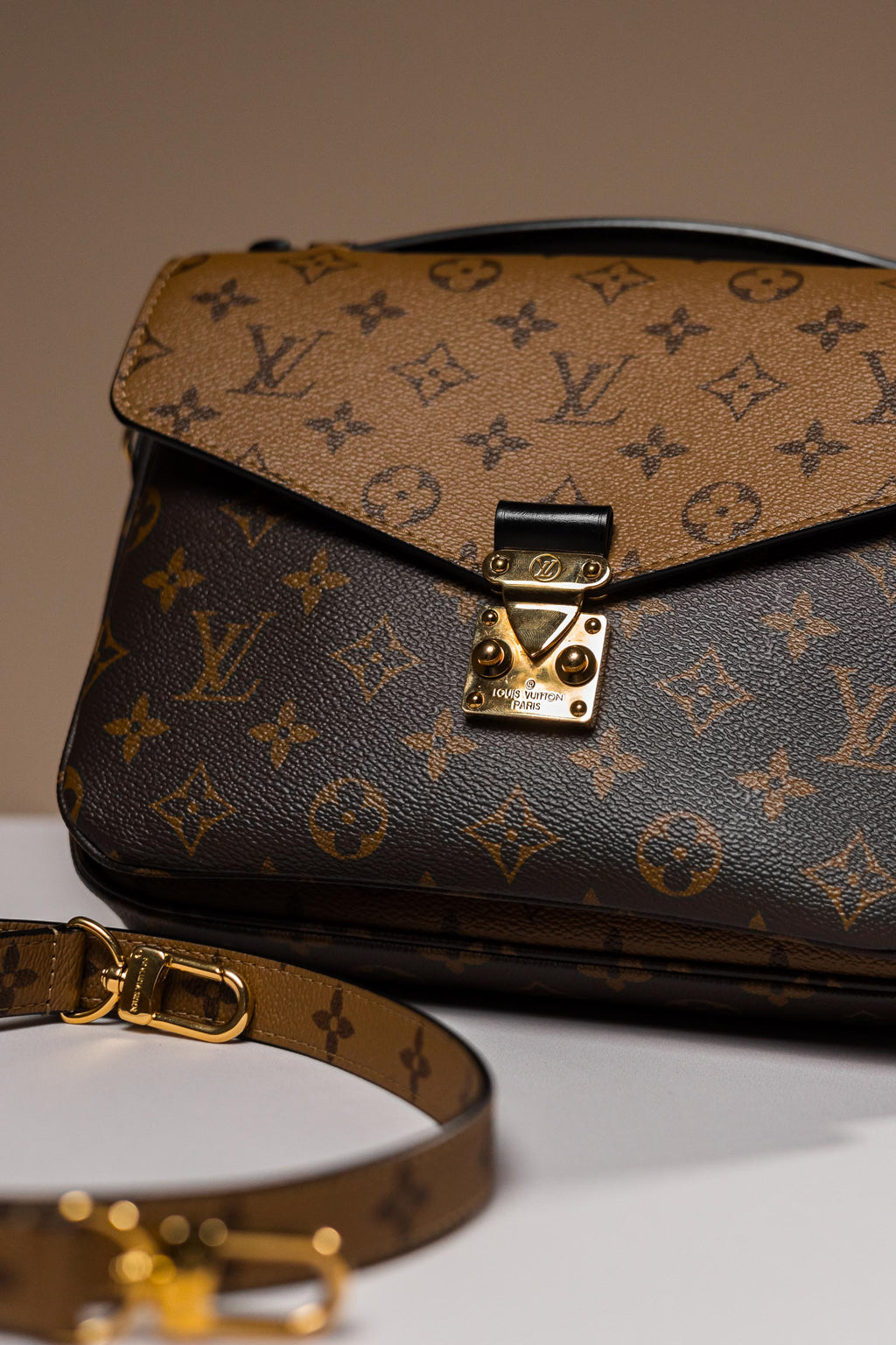 Louis Vuitton Pochette Métis