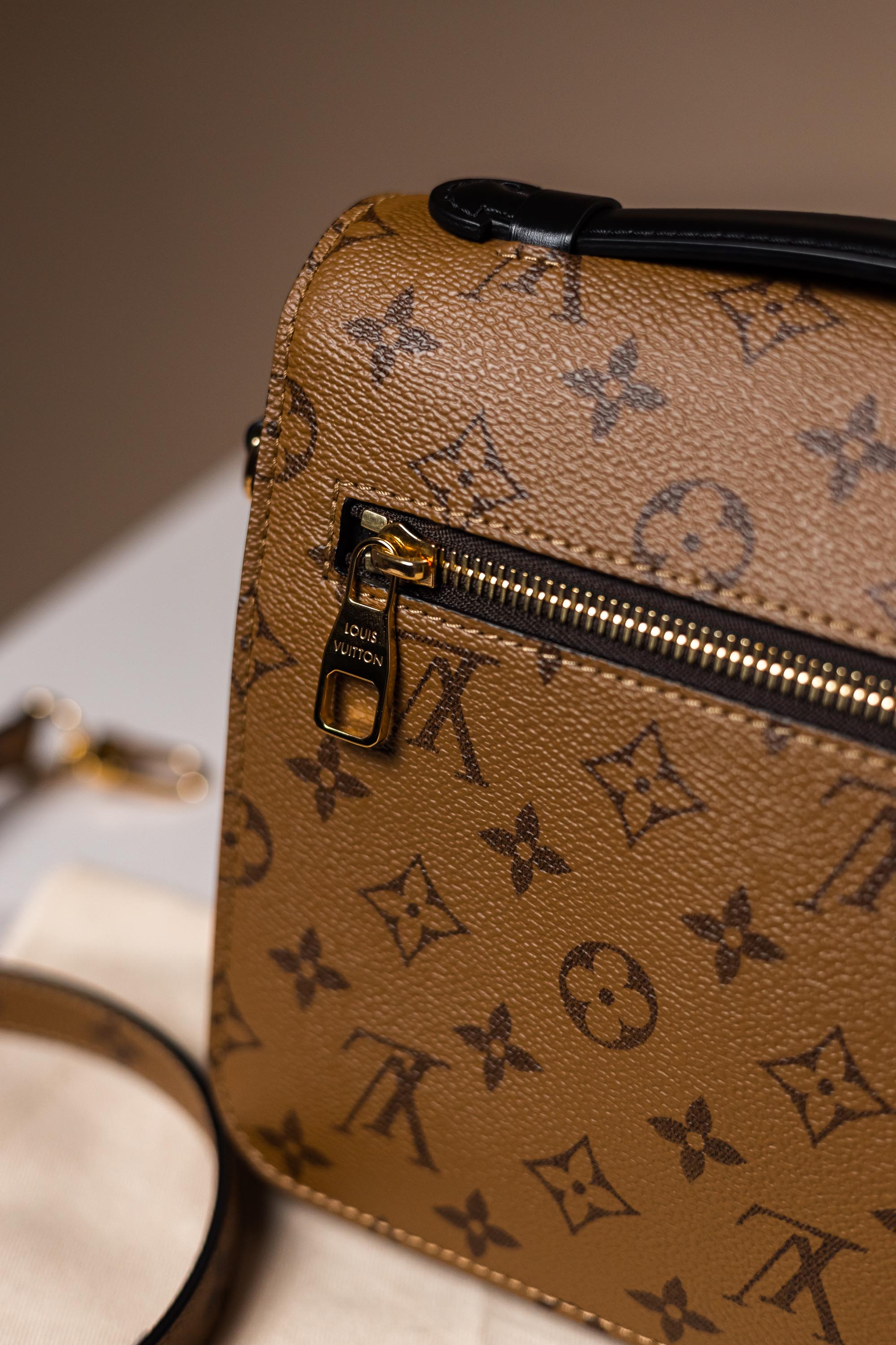 Louis Vuitton Pochette Métis