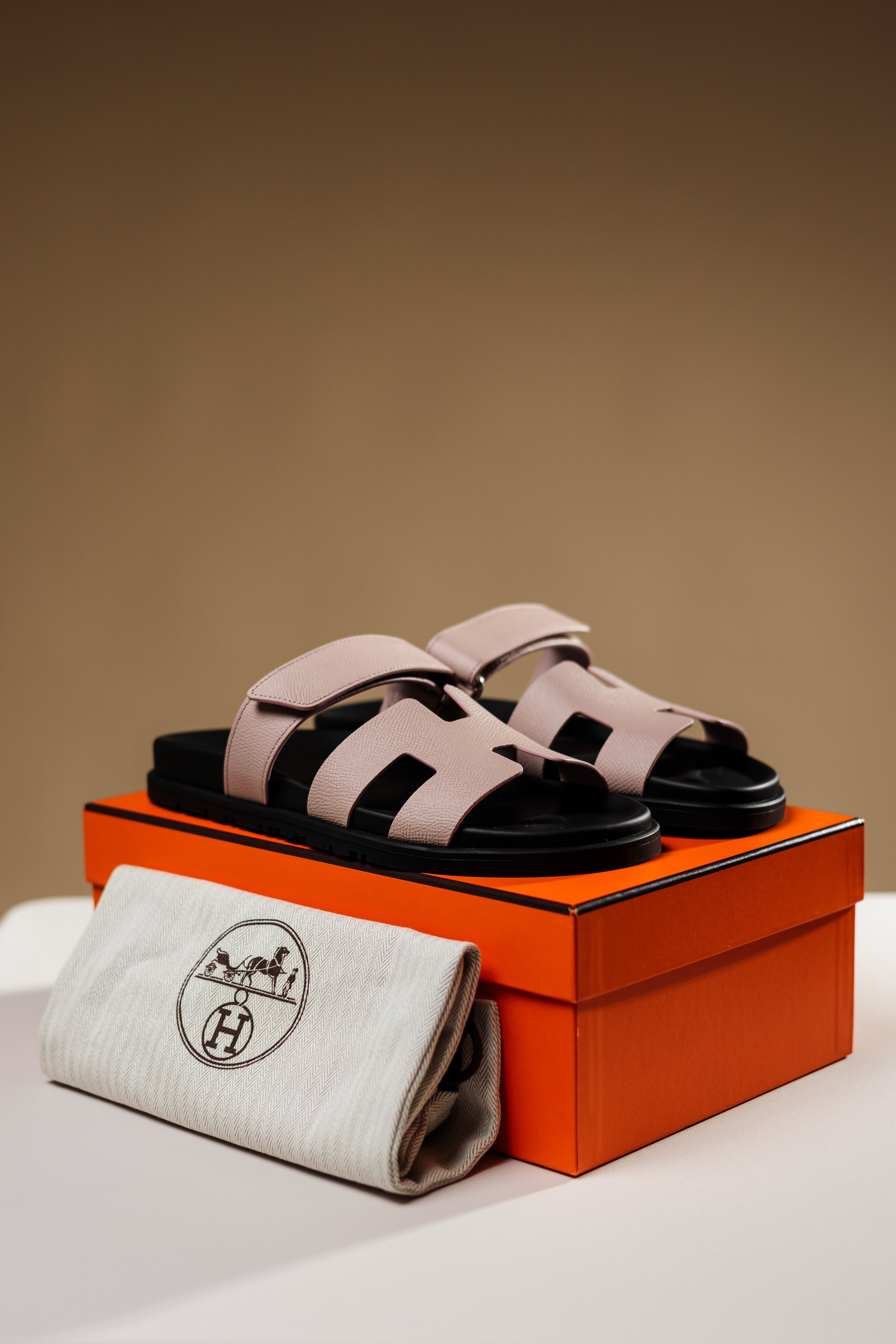 Hermès Chypre sandals, EU 40