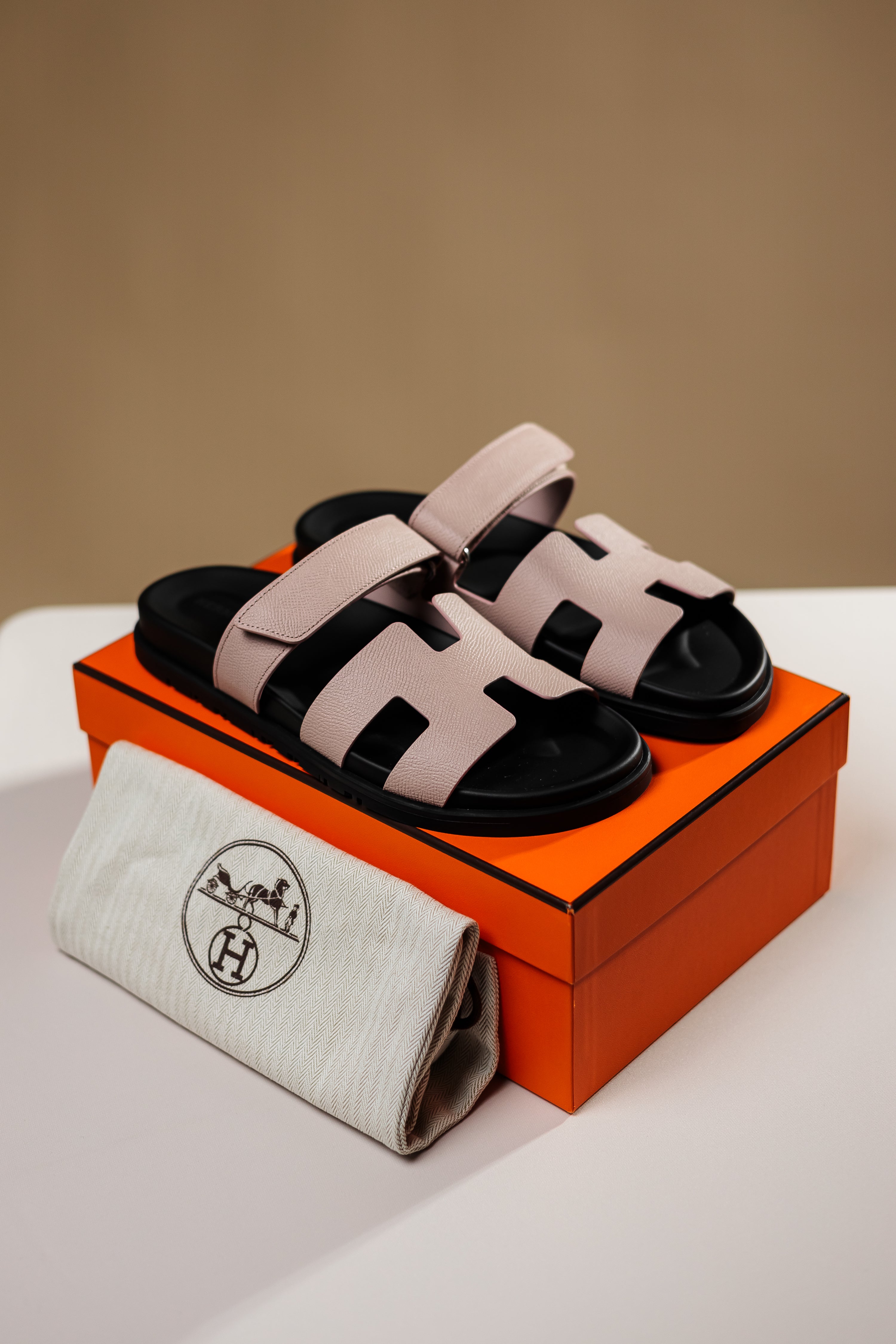 Hermès Chypre sandals, EU 40