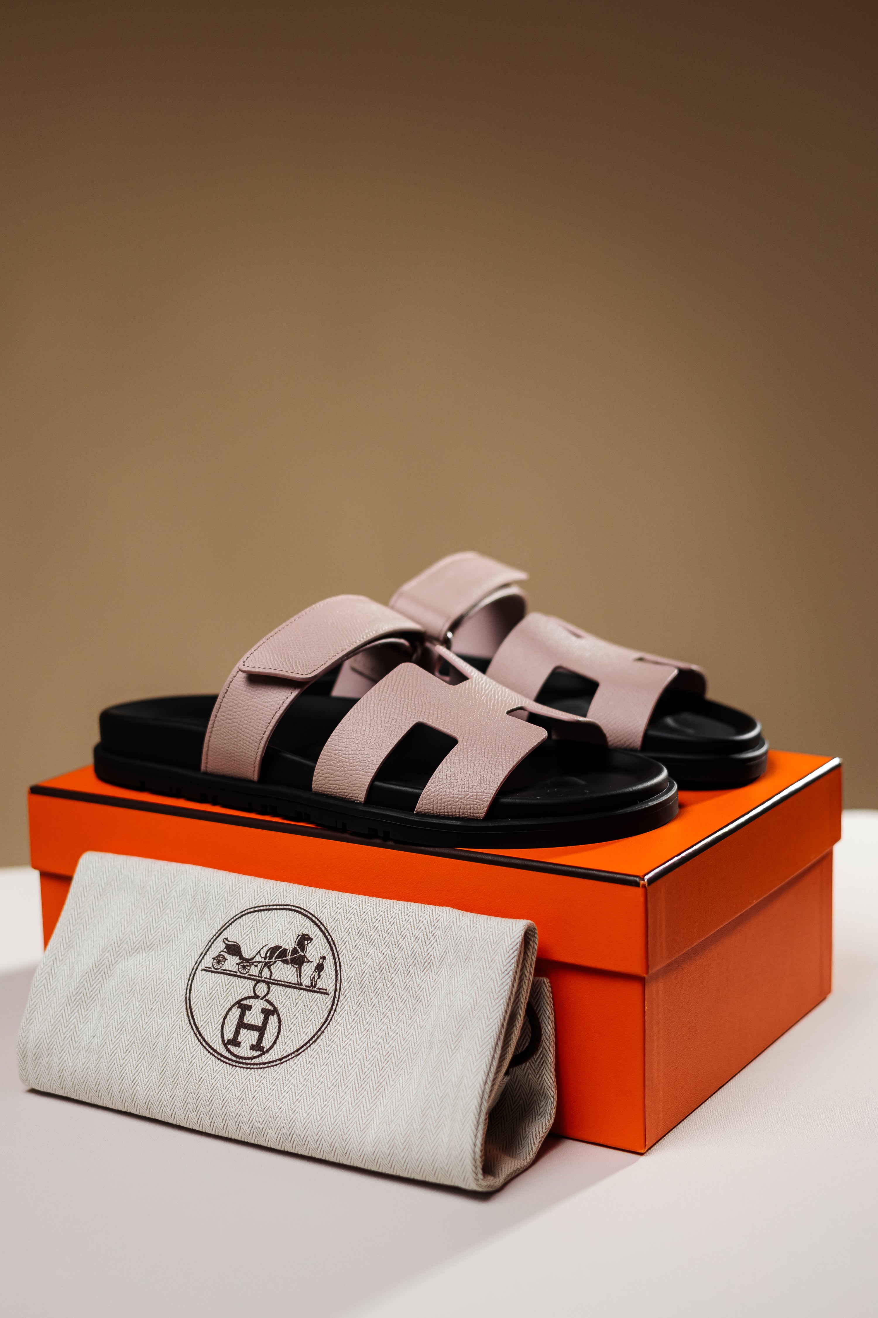 Hermès Chypre sandals, EU 40