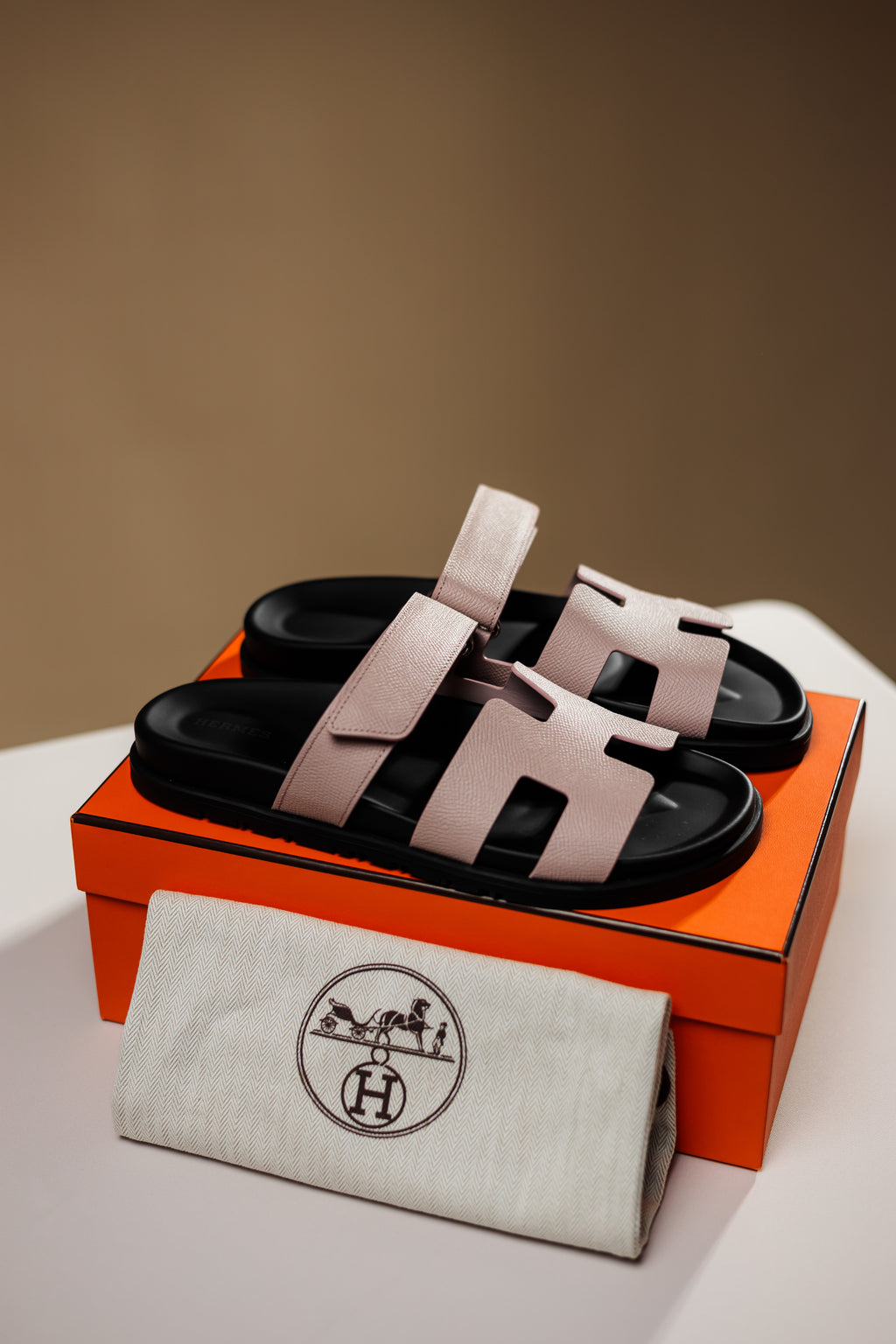 Hermès Chypre sandals, EU 40