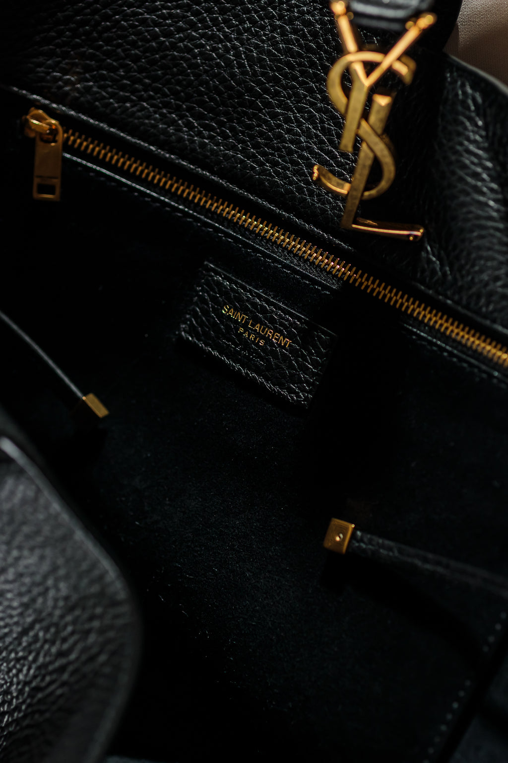 Saint Laurent Le 5 À 7 Bea leather tote bag